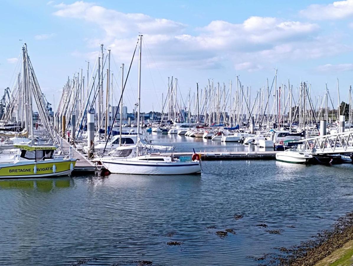 Le Kenav - Studio A 300 M Du Port Locmiquélic Esterno foto